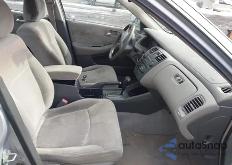 2002 Honda Accord Lx из США, поврежденный, VIN 1HGCG66572A002485